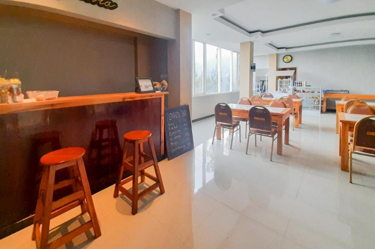 Delvia Bromo Homestay Mitra Reddoorz Pasuruan Kültér fotó